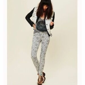 FREE PEOPLE Acid Wash Studded Denim Vest EUC M